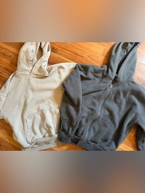 **Bundle** of two hollister hoodies
